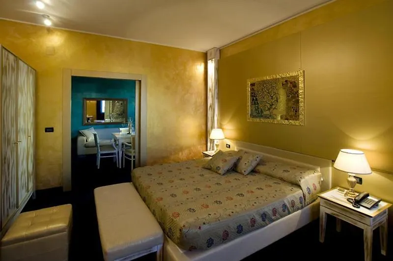 Hotel Bella 'Mbriana Follonica 4*,